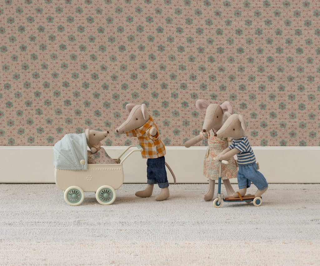 Maileg Pram with Baby Mouse - Mint