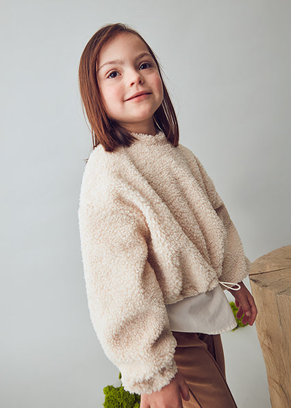 Almond Lamb Wool Pullover