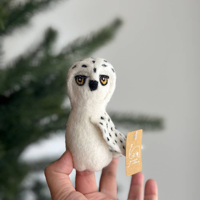 Snowy Owl Felt Finger Puppet