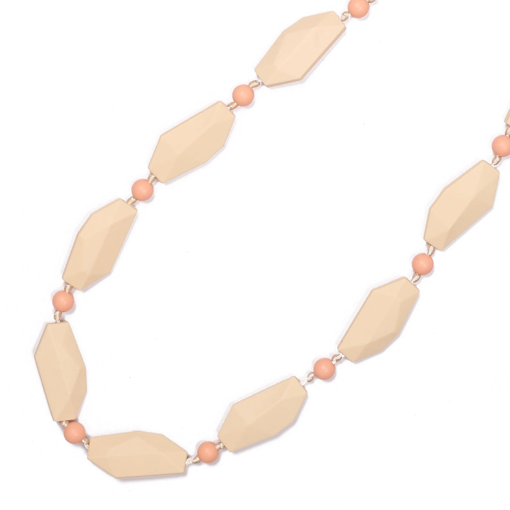 Naomi Teething Necklace - Peach/Cream