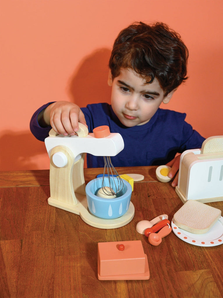 Wooden Cake Mixer