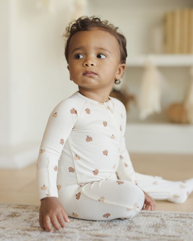 Quincy Mae Bamboo Zip Footie - Pumpkins