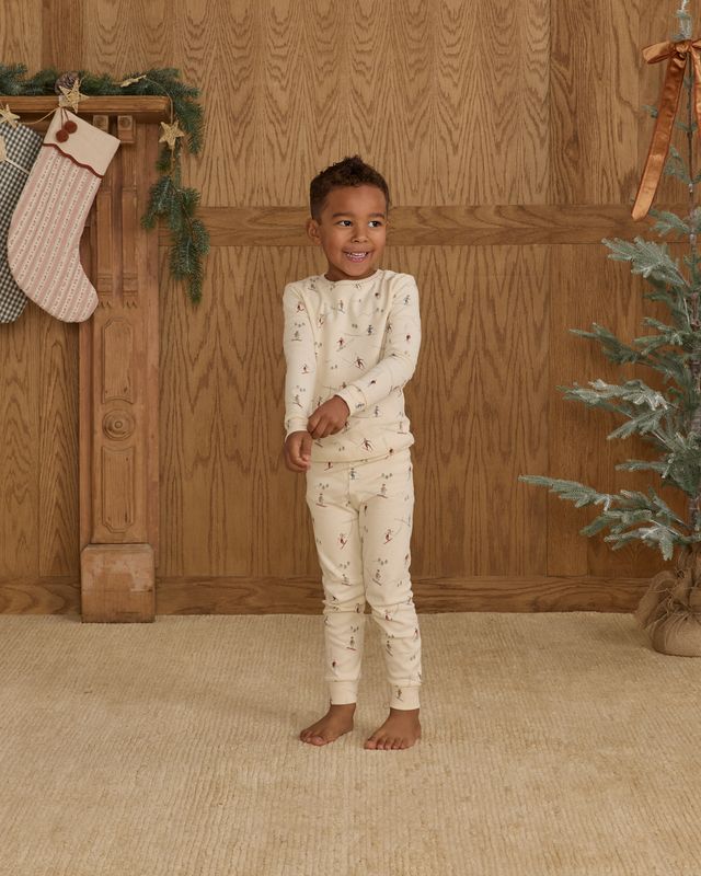 Rylee + Cru Organic Long Sleeve Pajama Set - Skiers