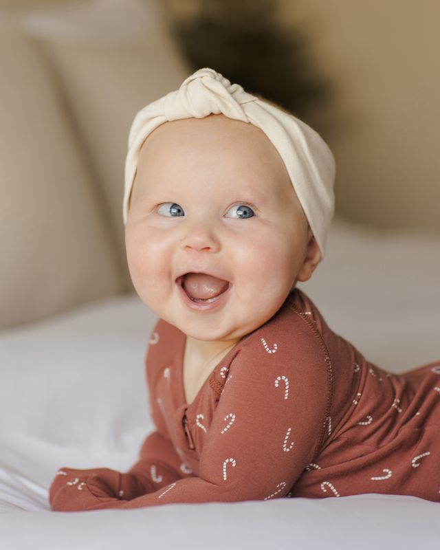 Quincy Mae Bamboo Zip Footie - Candy Canes