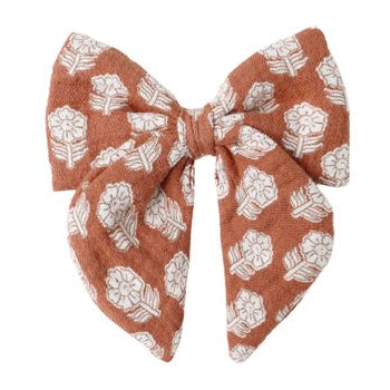 Quincy Mae Bow - Holiday Fleur