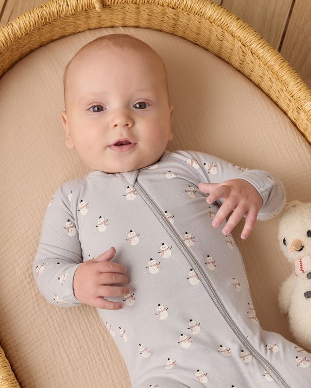 Quincy Mae Bamboo Zip Footie - Snowmen