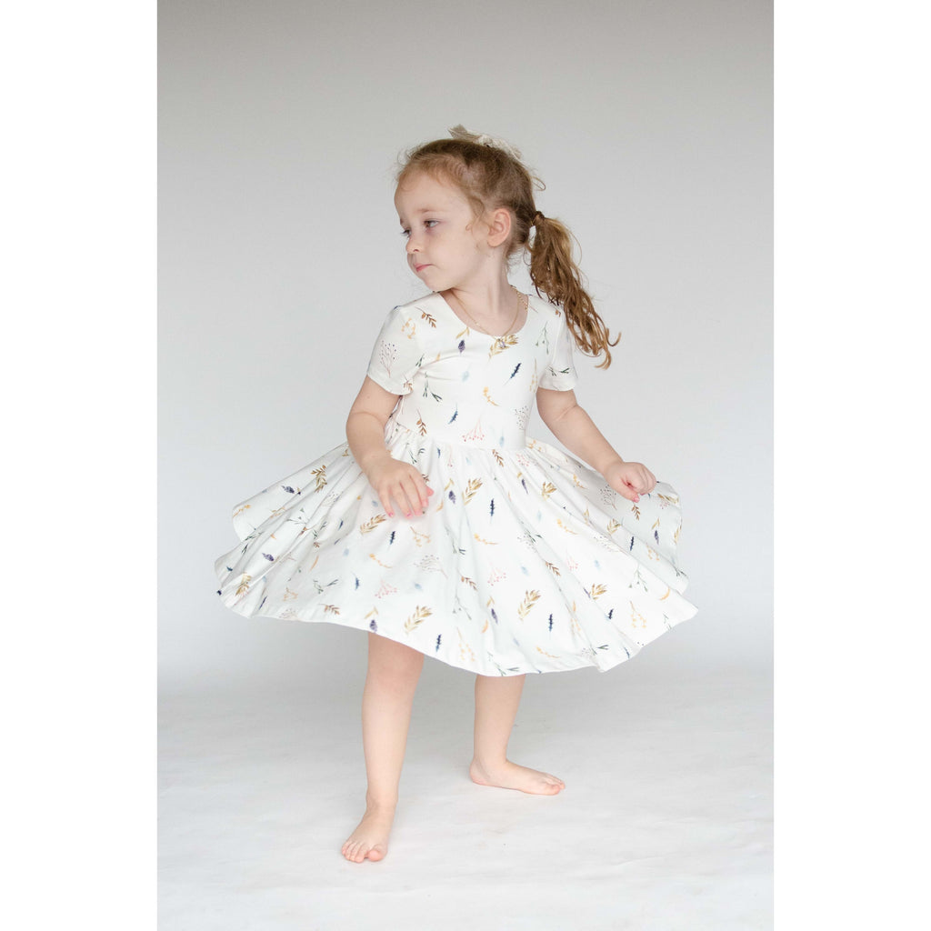 Classic Twirl in Dried Floral