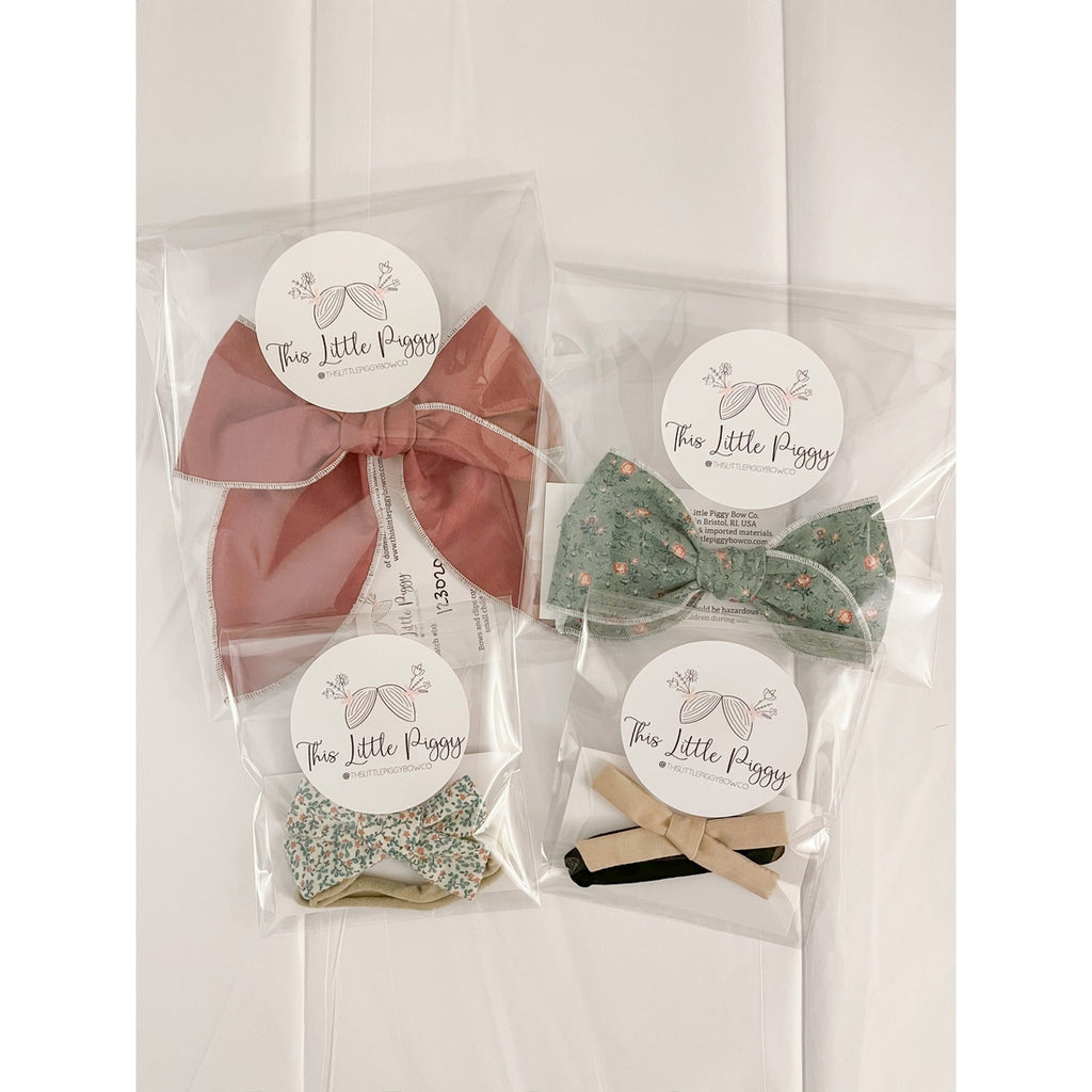 Carnation Small Hand-Tied Hair Bow