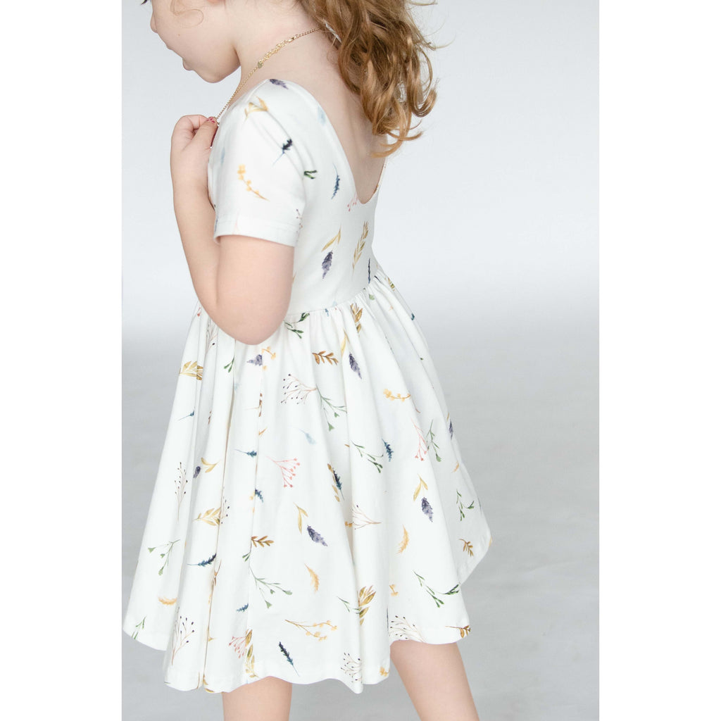 Classic Twirl in Dried Floral