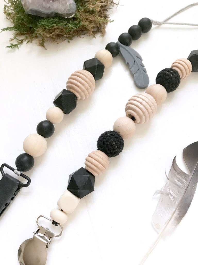 The Bird & Elephant - Wood & Silicone Beaded Pacifier Clip