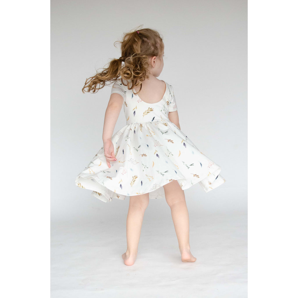 Classic Twirl in Dried Floral