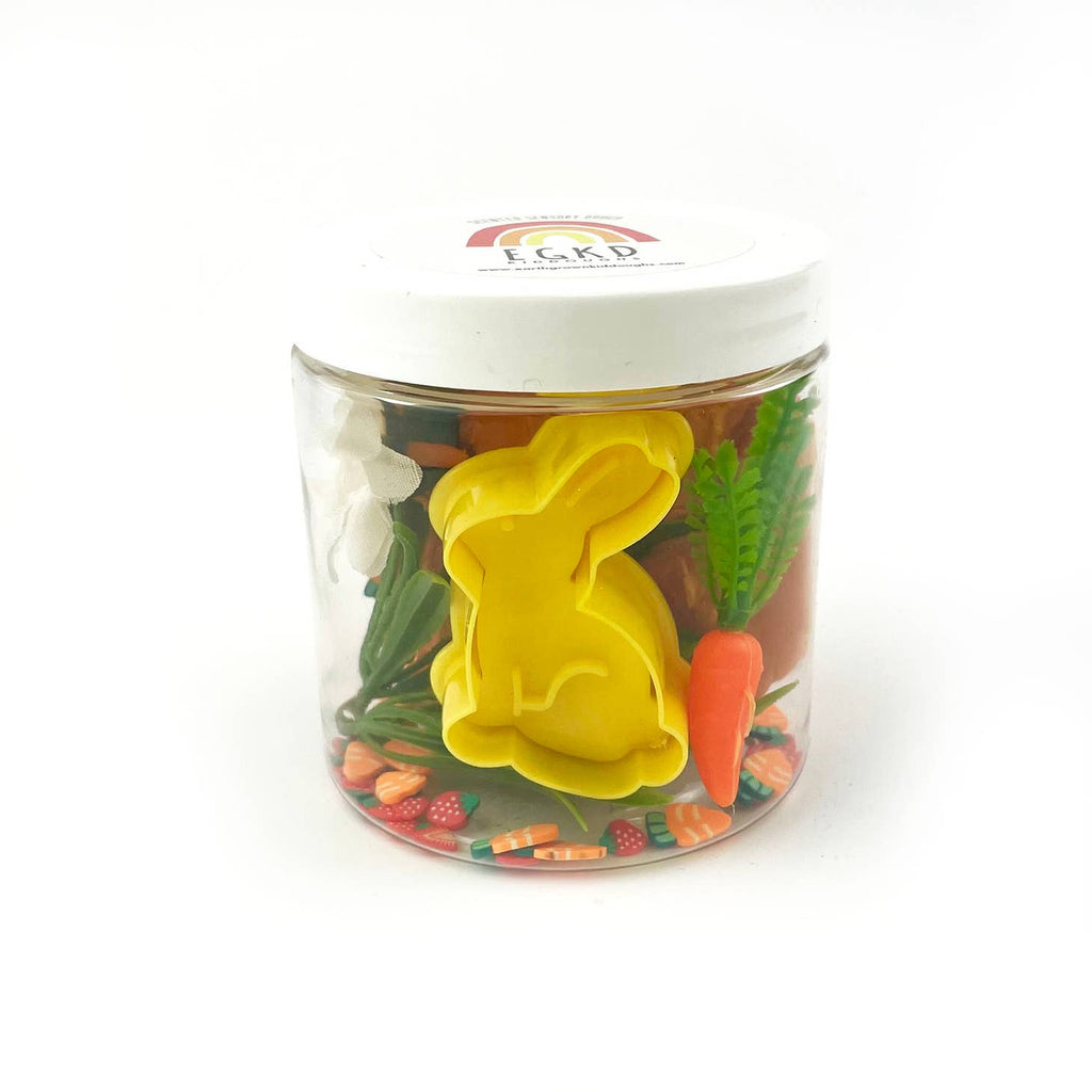 Bunny Garden (Carrot Cake) Mini Play Dough-To-Go Kit