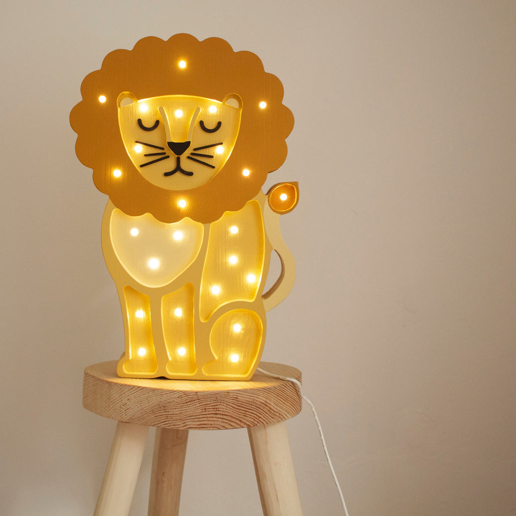 Little Lights Lion Lamp