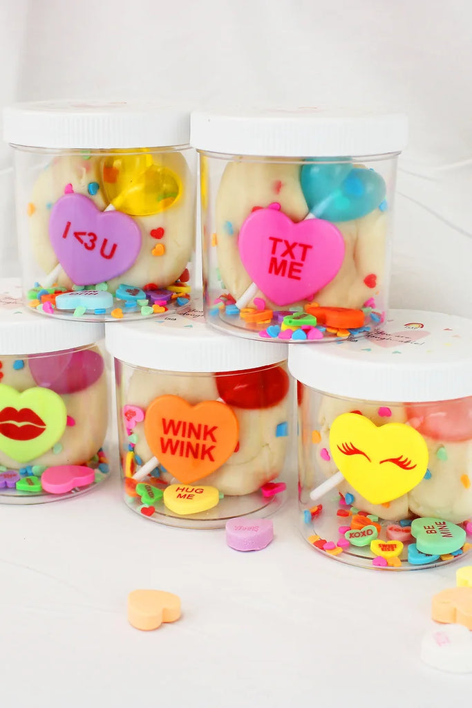Valentine Mini Play Dough-To-Go-Kit